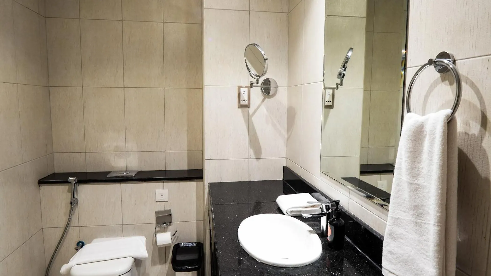 Easygo - Cozy Stu In Damac Ghalia Jvc Dubai Apartment United Arab Emirates
