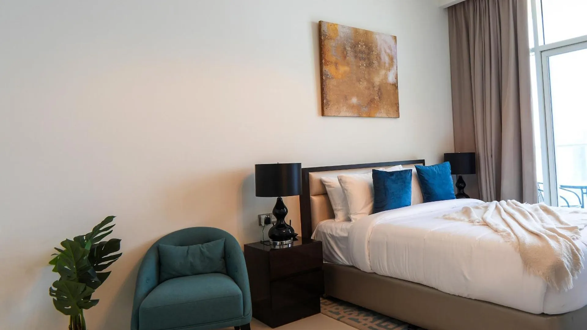 Easygo - Cozy Stu In Damac Ghalia Jvc Dubai Apartment 0*,