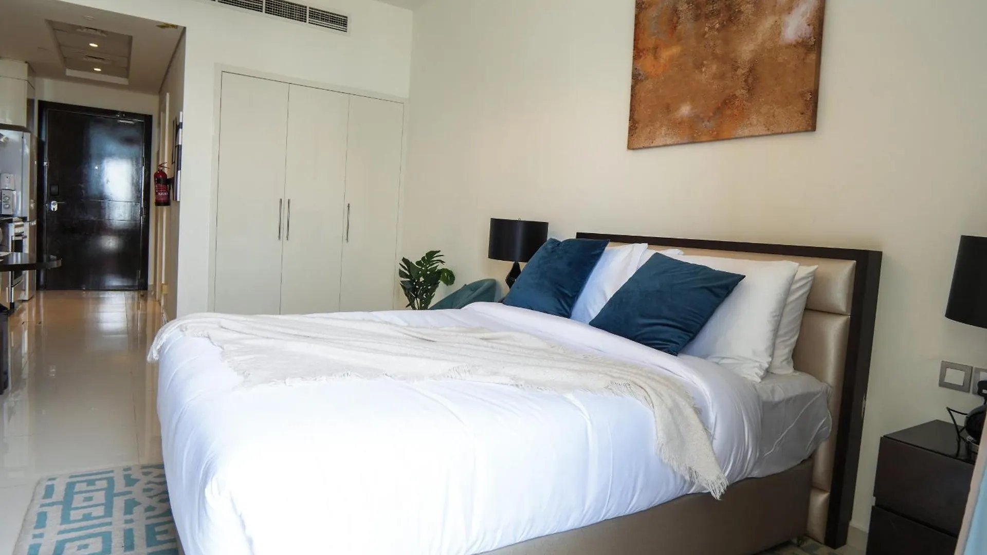 Easygo - Cozy Stu In Damac Ghalia Jvc Dubai Apartment
